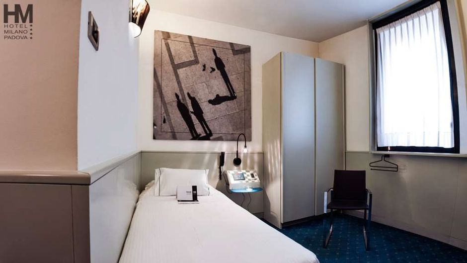 Sure Hotel by Best Western Milano Room
