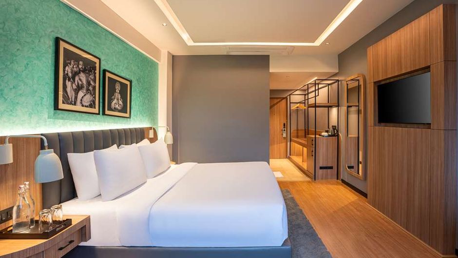 Park Inn & Suites by Radisson Bengaluru Room