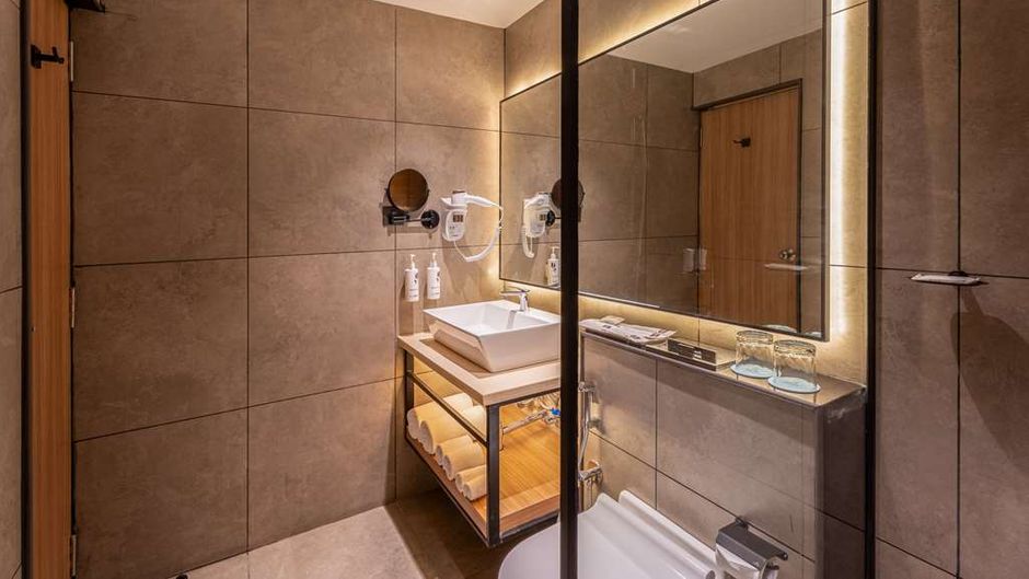 Park Inn & Suites by Radisson Bengaluru Room