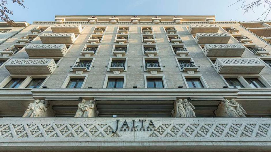Jalta Boutique Hotel Exterior