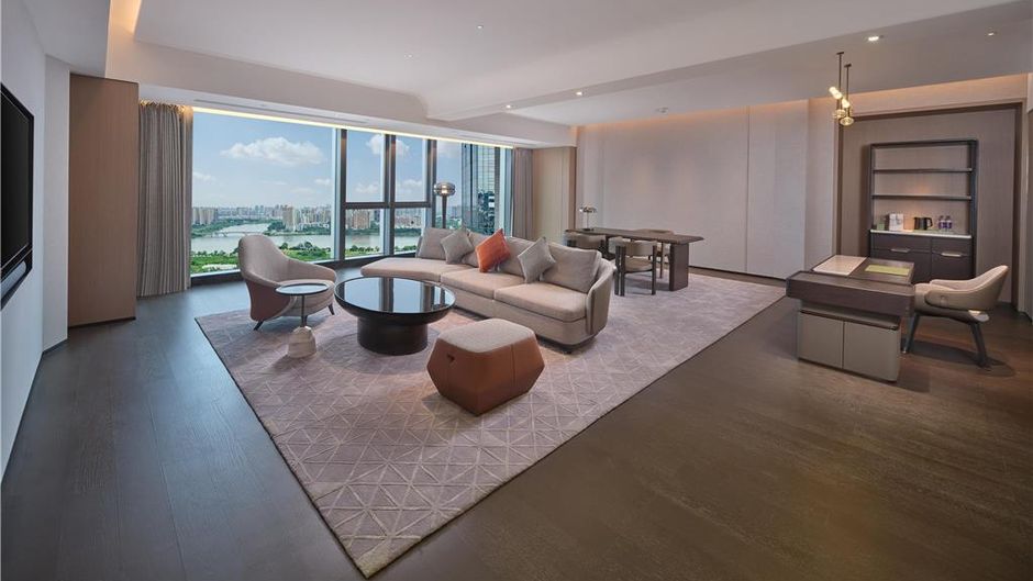 Hilton Huizhou Room