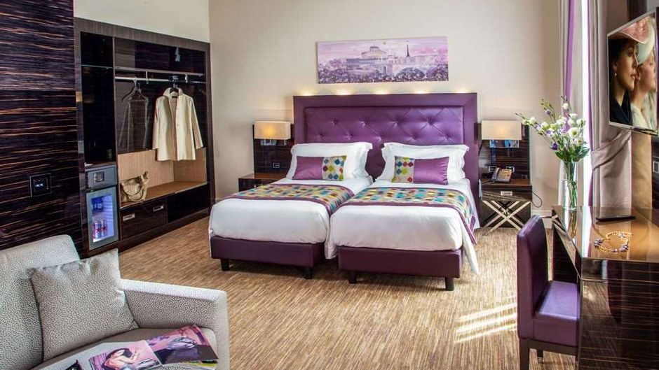Gioberti Art Hotel Room