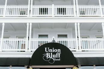 Union Bluff Hotel & Meeting House