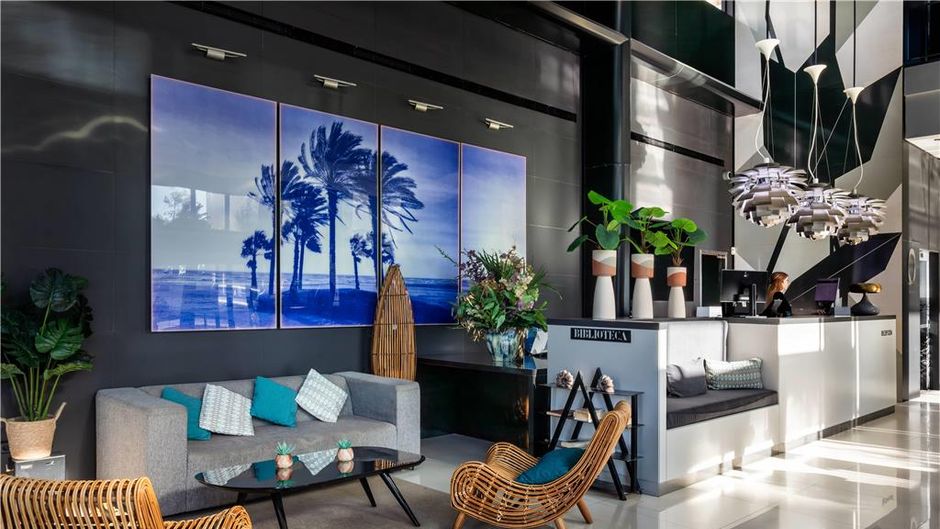 Vincci Malaga Lobby