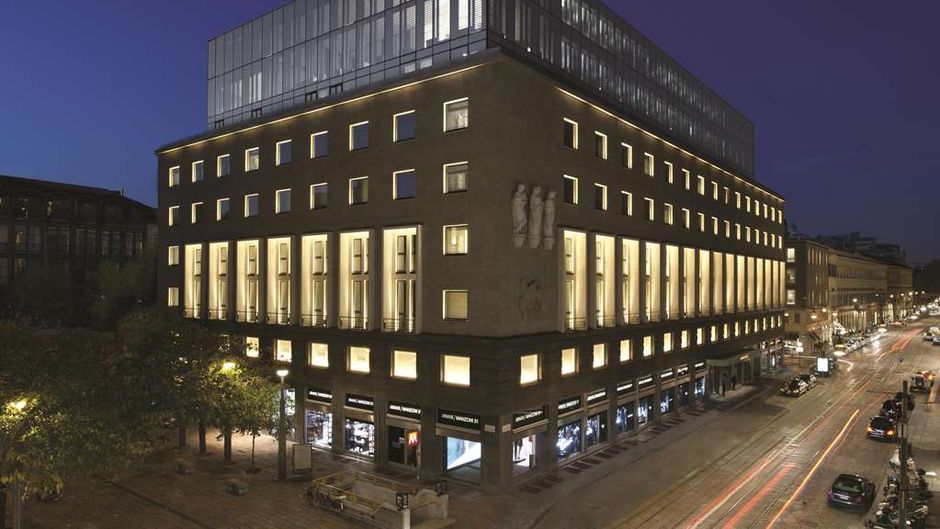 Armani Hotel Milano Exterior