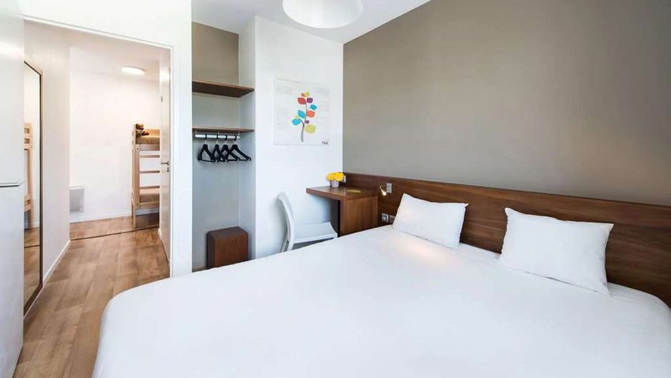 Sure Hotel by Best Western Guerande Room