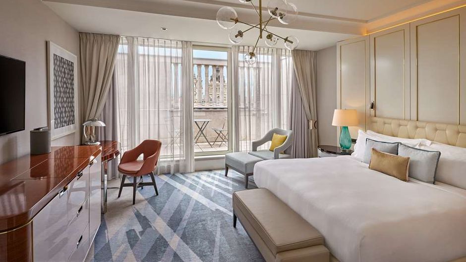 Al Habtoor Palace Suite