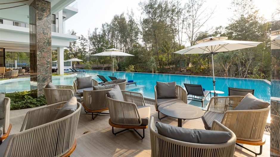 Radisson Resort Layan Phuket Pool