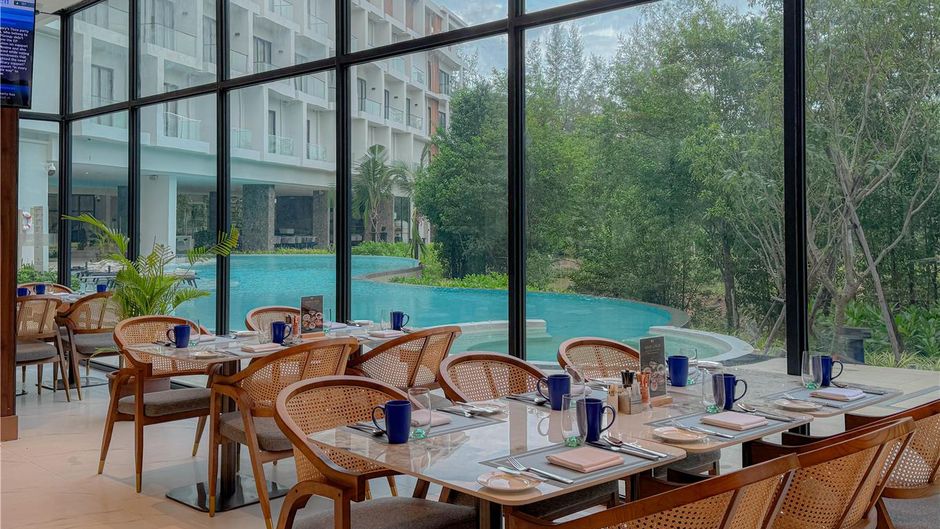 Radisson Resort Layan Phuket Restaurant