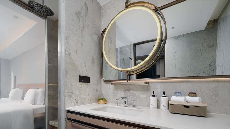 Grand Mercure Wuxi Huishan Room