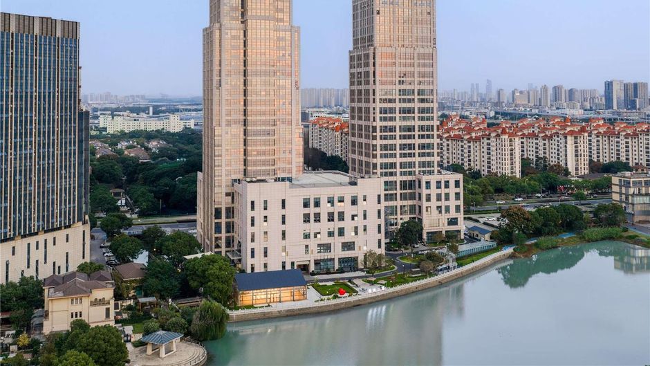 Grand Mercure Wuxi Huishan Exterior
