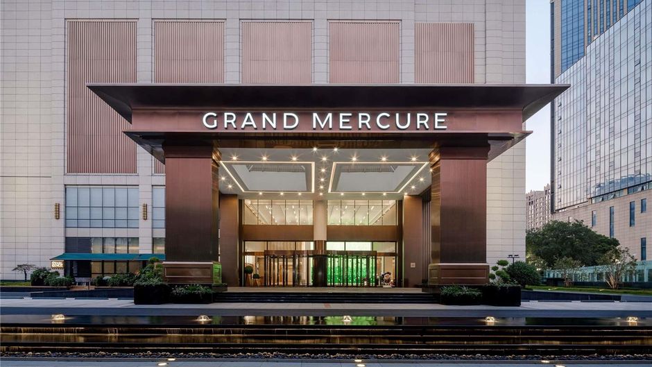 Grand Mercure Wuxi Huishan Exterior