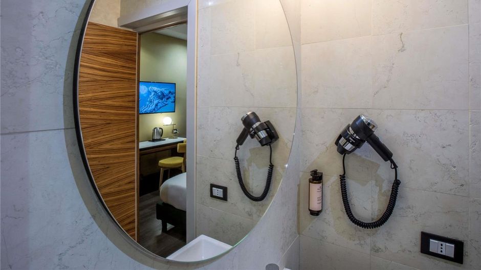 Mercure Roma Centro St John Room