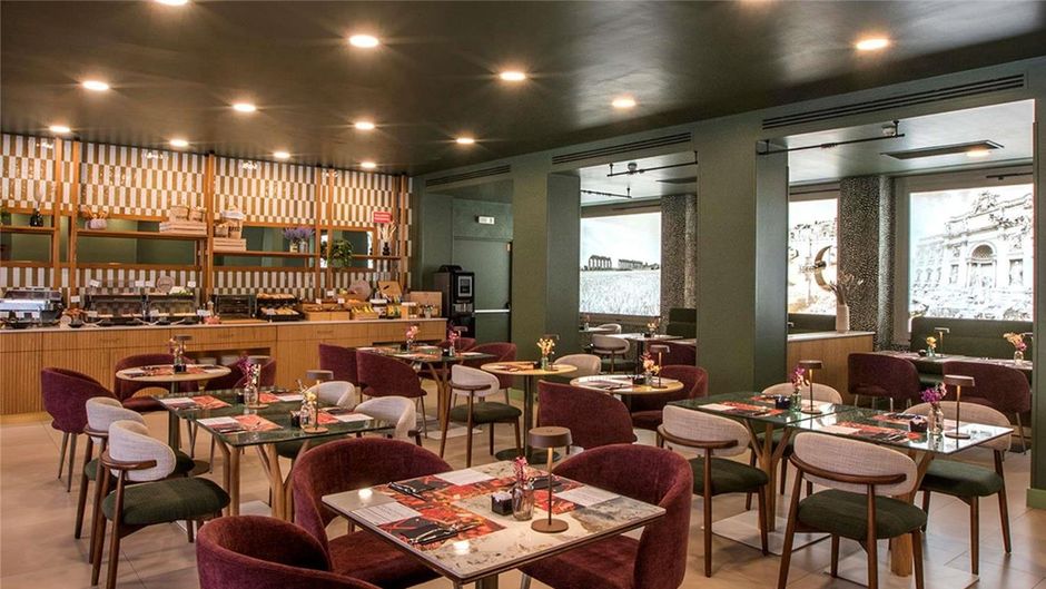 Mercure Roma Centro St John Restaurant