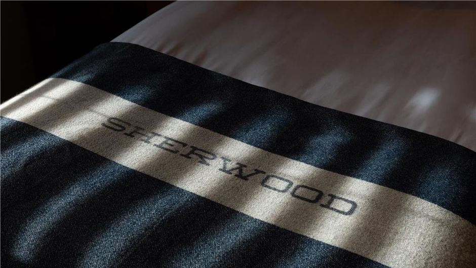 Sherwood Queenstown Room