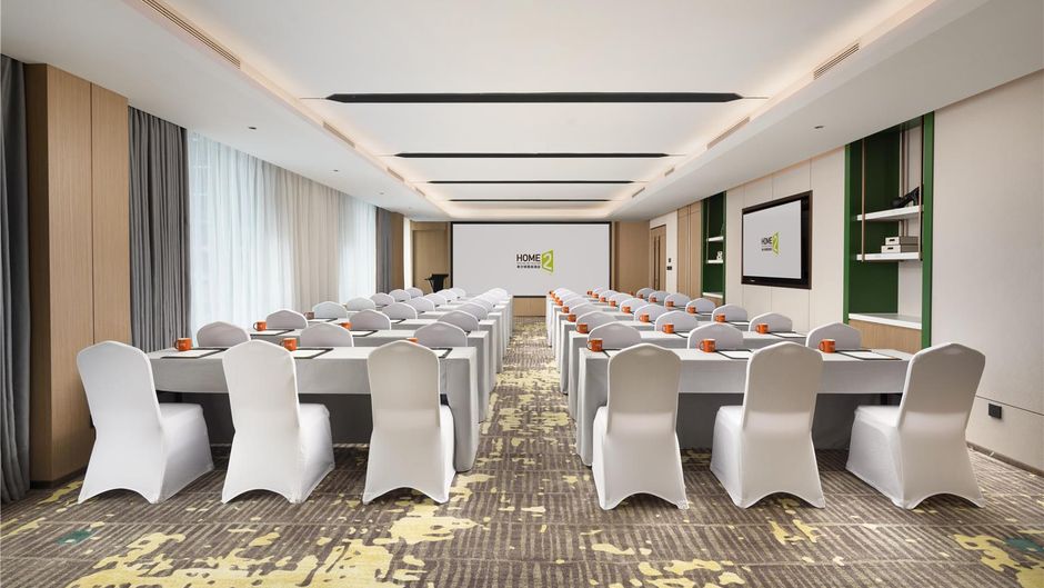 Home2 Suites Chengdu Tianfu Yunlong Bay Meeting