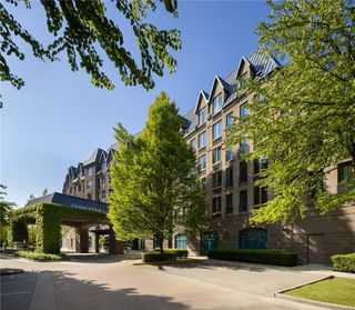 DoubleTree by Hilton North Vancouver