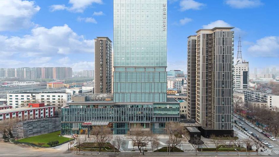Hampton Inn Shenyang North Railway Stn Exterior