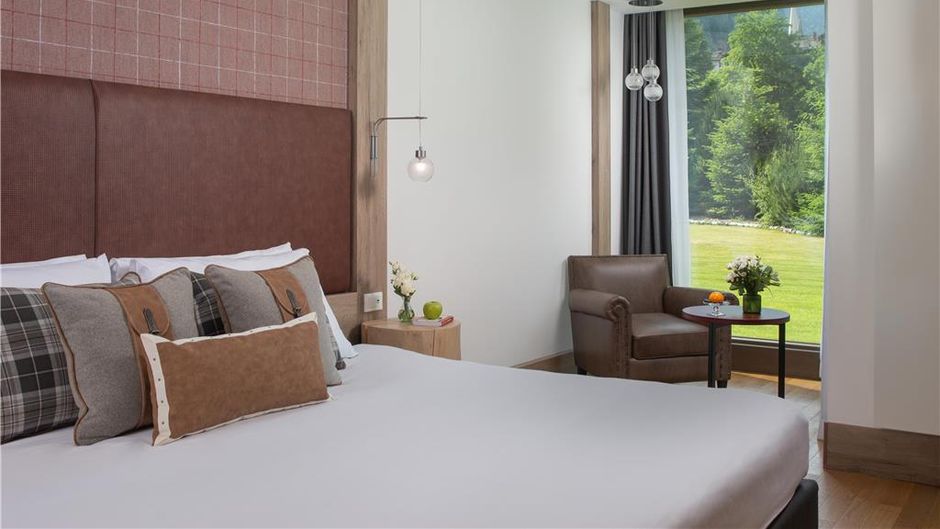 NH Collection Alagna Mirtillo Rosso Room
