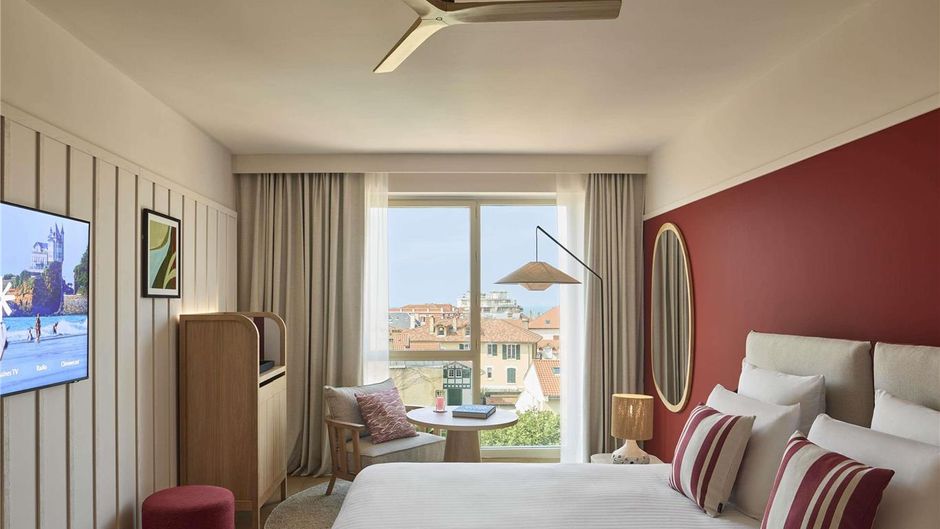 Talaia Hotel and Spa Biarritz Room