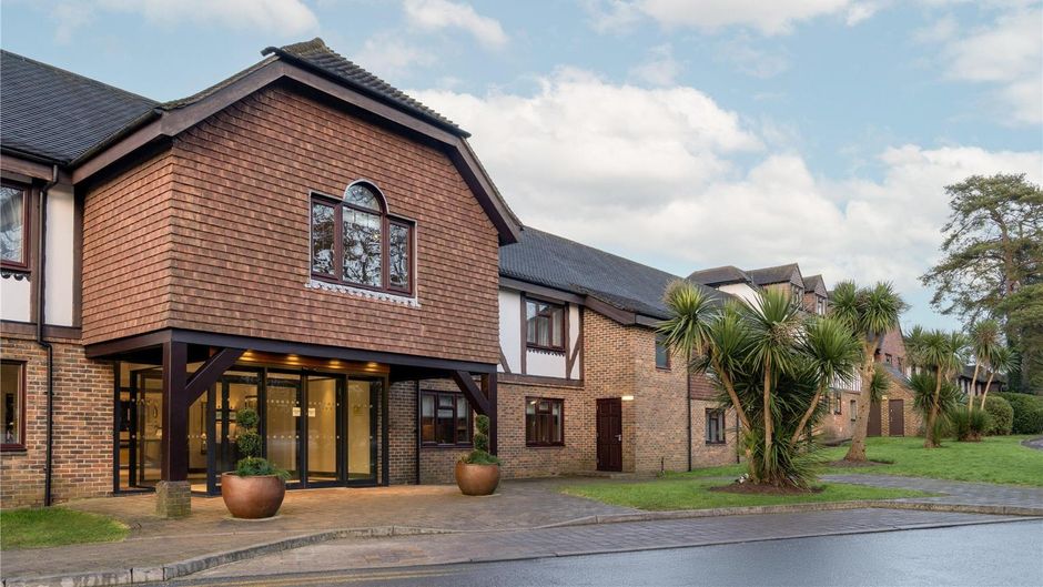 Crowne Plaza Felbridge Exterior