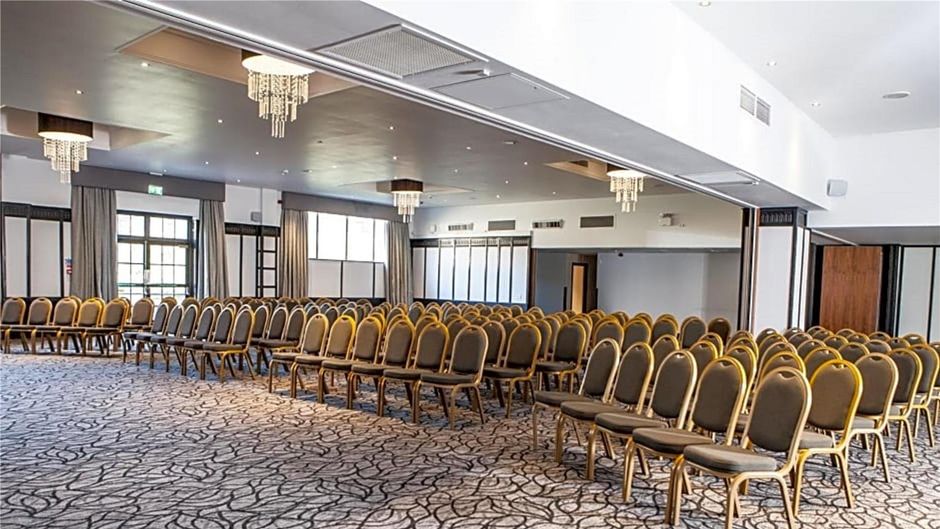 Crowne Plaza Felbridge Meeting