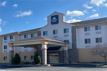 Days Inn & Suites Manheim Lebanon