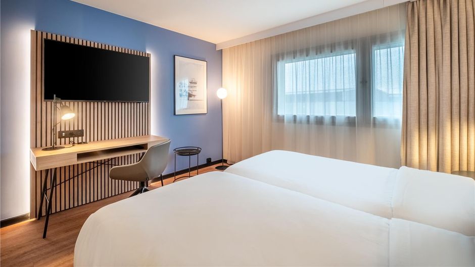 Radisson Hotel Paris Le Bourget Room
