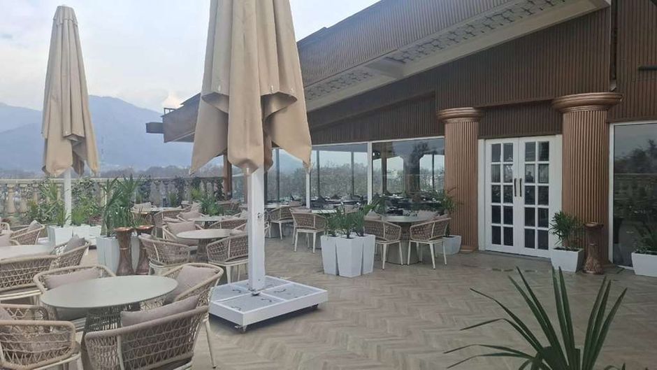 Sarovar Premiere, Srinagar Restaurant