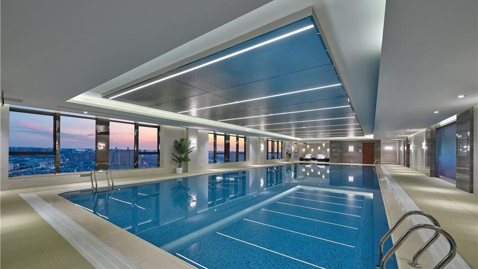 Hilton Harbin Pool