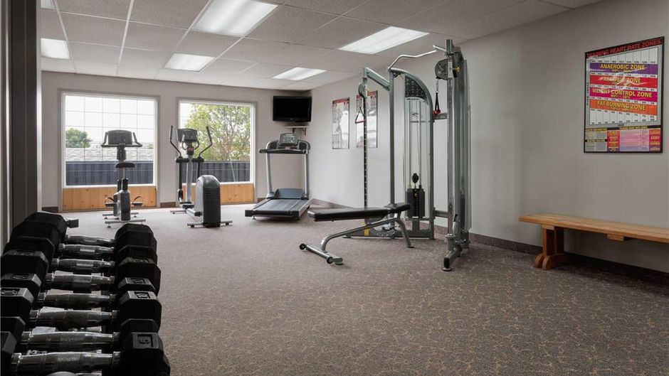 Travelodge by Wyndham Grande Prairie Health