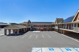 Ramada Bayside Inn & Suites Eureka
