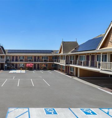 Ramada Bayside Inn & Suites Eureka