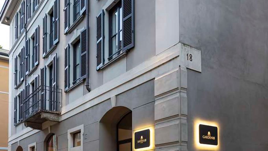 Savona 18 Suites Exterior