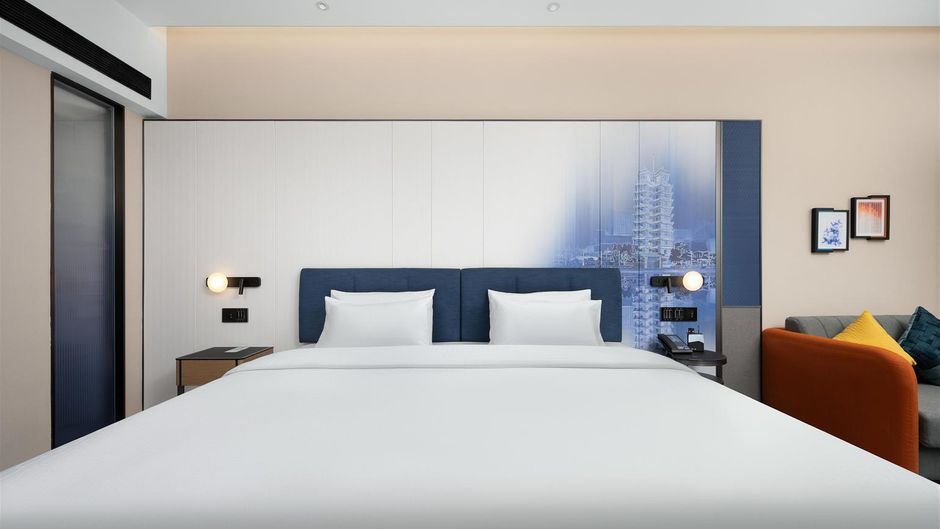 Hampton Inn Zhengzhou Airport Room