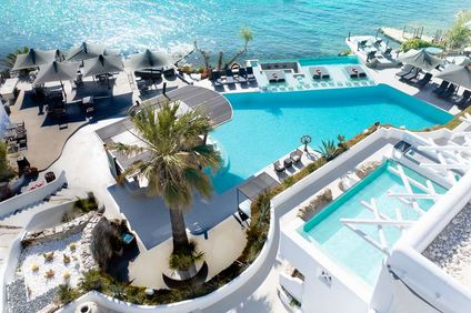 Kivotos ClubHotel
