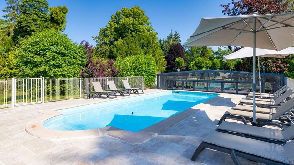 Hotel Le Moulin du Landion Pool