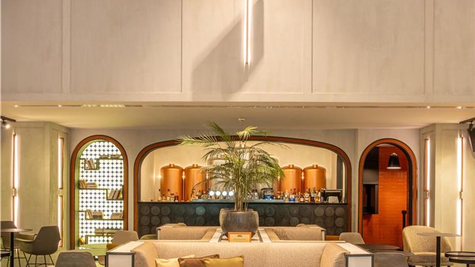 FirstName Toulouse Lobby