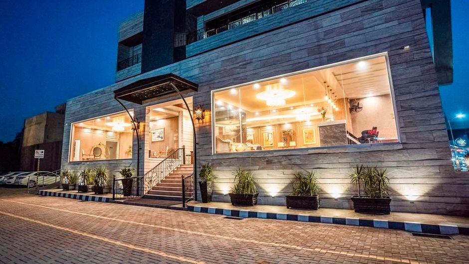 Best Western Hotel Faisalabad City Exterior