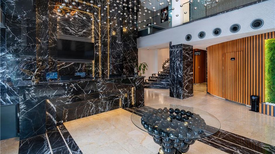 Best Western Izmir Hotel Lobby