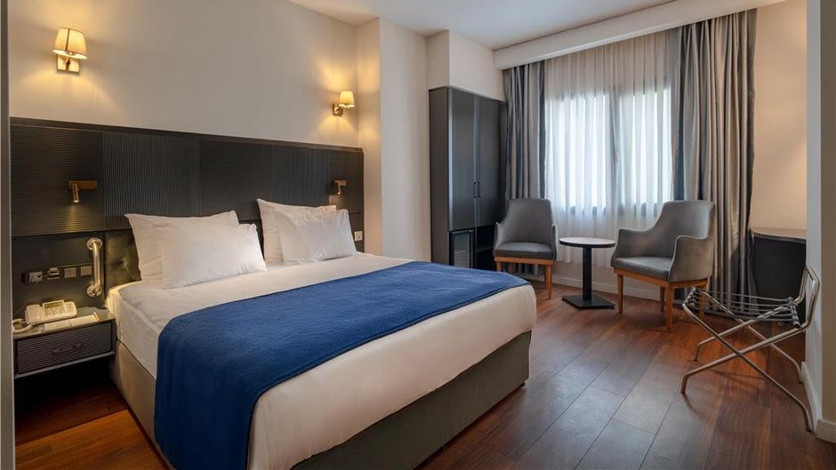 Best Western Izmir Hotel Room