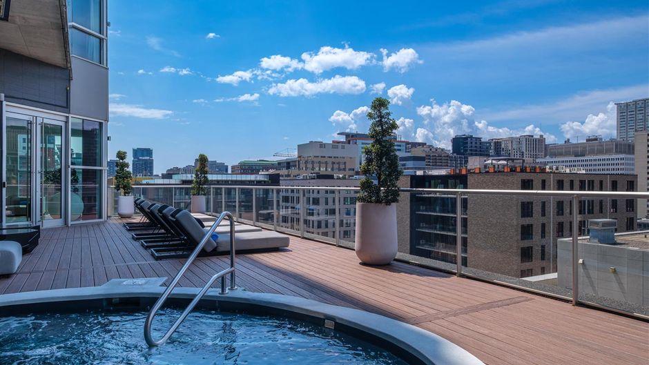 Warwick Le Crystal Montreal Pool