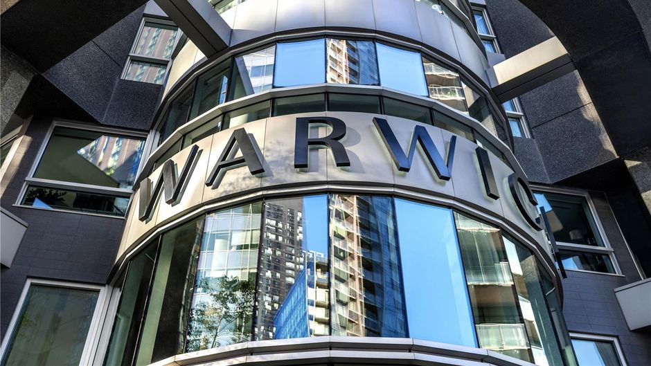 Warwick Le Crystal Montreal Exterior