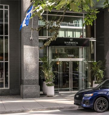 Warwick Le Crystal Montreal