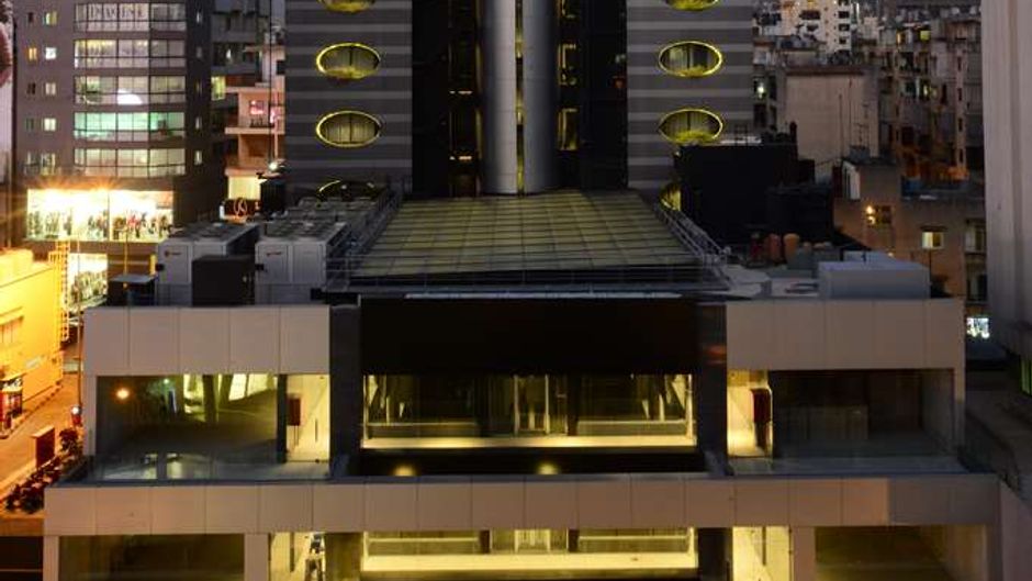 Warwick Stone 55 Hotel Exterior
