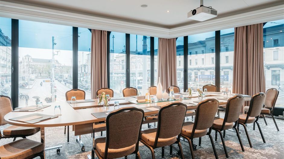 Hotel Warwick Geneva Meeting
