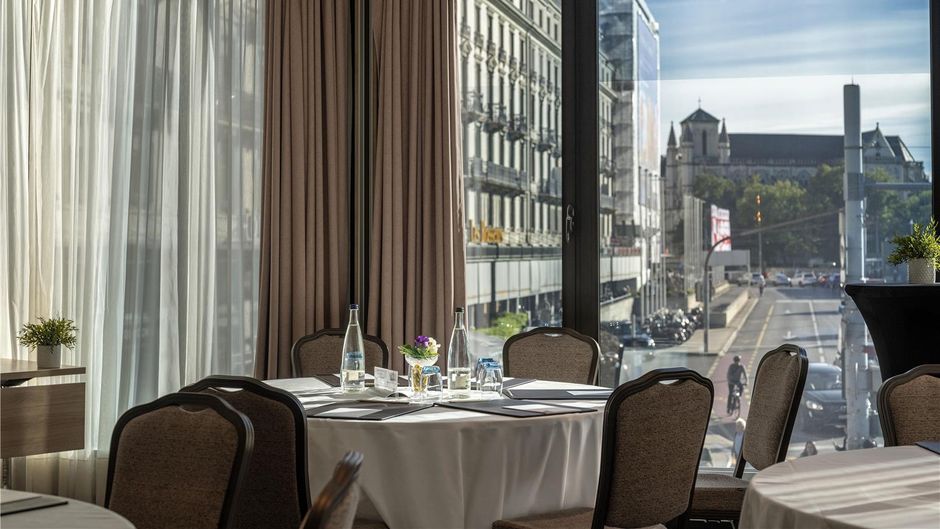 Hotel Warwick Geneva Meeting