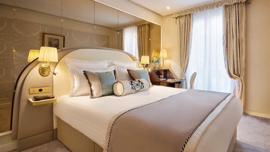 Hotel Westminster Room