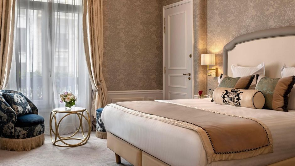 Hotel Westminster Room