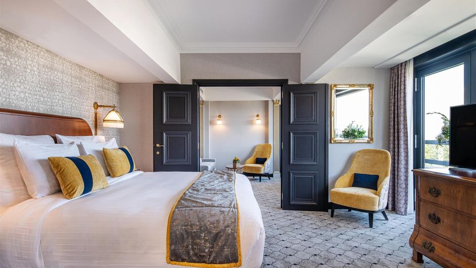 Hotel Barsey by Warwick Suite